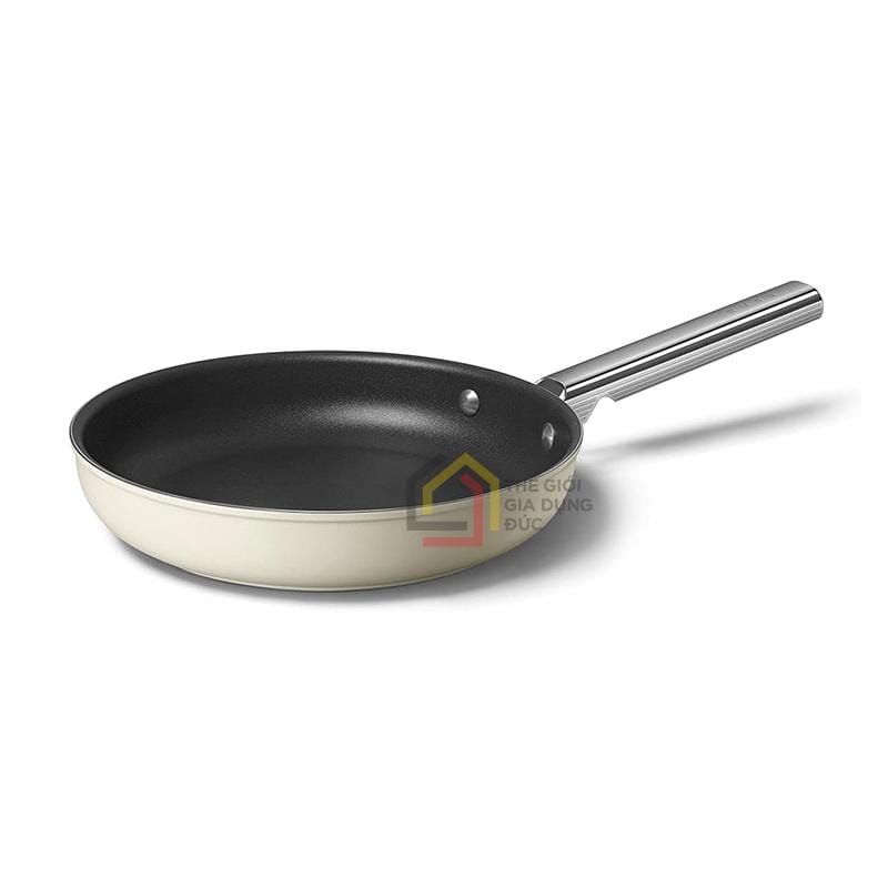 chao-chong-dinh-smeg-ckff2601crm-size-26cm-mau-kem3 Chảo chống dính Smeg CKFF2601CRM size 26cm màu kem