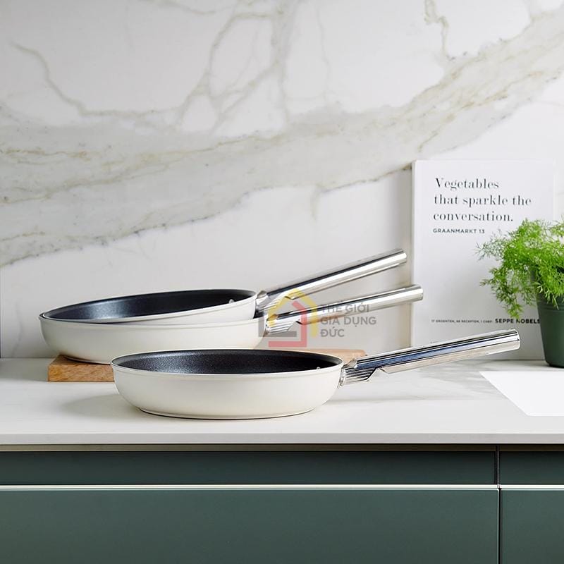 chao-chong-dinh-smeg-ckff2601crm-size-26cm-mau-kem9 Chảo chống dính Smeg CKFF2601CRM size 26cm màu kem