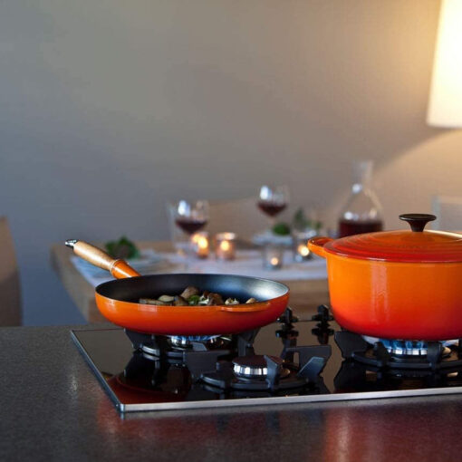 Chảo gang LeCreuset Bratpfanne m. Holzgriff 28cm Orange