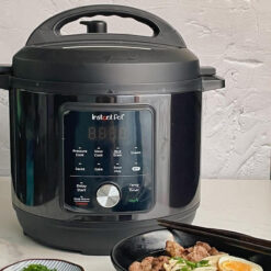 Nồi áp suất điện đa năng Instant Pot 9 in 1 Essential Black Edition 60