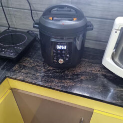 Nồi áp suất điện đa năng Instant Pot 9 in 1 Essential Black Edition 60