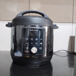 Nồi áp suất điện đa năng Instant Pot 9 in 1 Essential Black Edition 60