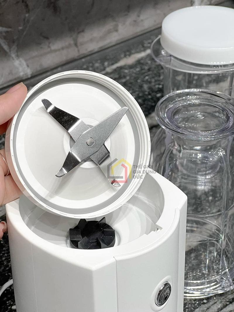 may-xay-sinh-to-corelle-seka4 Máy xay sinh tố Corelle Seka