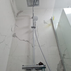 Sen cây Hansgrohe Crometta E 240 1Jet Showerpipe 3in1 (27298000 - Bát vuông)