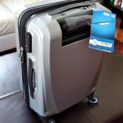 Vali Samsonite Hardside Winfield size 24