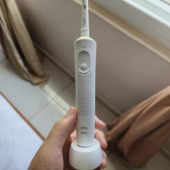 Bàn chải điện Oral-B Vitality 100