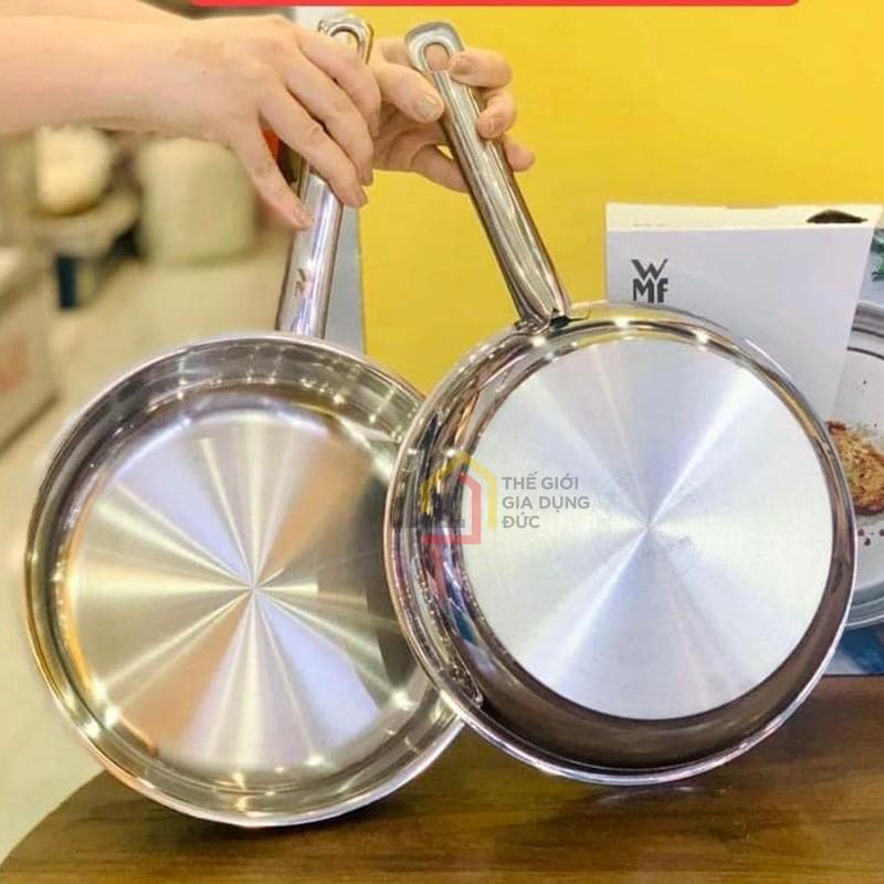 chao-thep-inox-long-tron-wmf-flanne-frying-pan-28cmjpg (2) Chảo thép inox lòng trơn Wmf Flanne frying pan 28cm