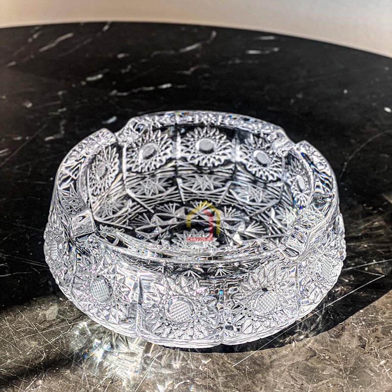 gat-tan-pha-le-bohemia-15cm1 Gạt tàn pha lê Bohemia 15cm