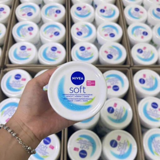 Kem dưỡng ẩm Nivea Soft mẫu mới