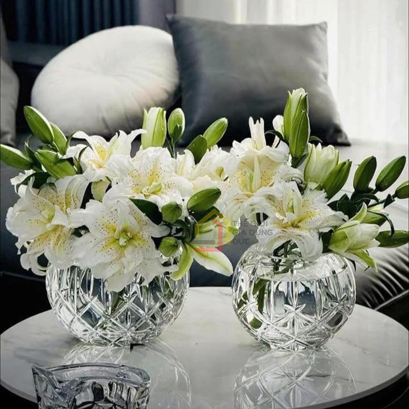 lo-hoa-cau-tron-pha-le-bohemia-sheffield-20-5cm (1) Lọ hoa cầu tròn pha lê Bohemia Sheffield 20.5cm