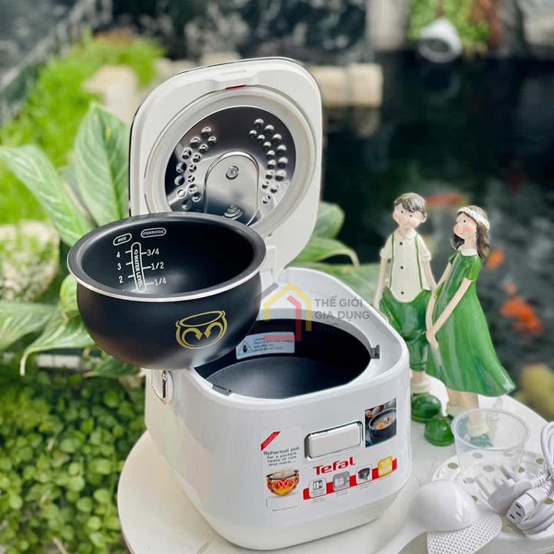 noi-com-dien-cao-tan-tefal-rk604165-dung-tich-0-7-lit (2) Nồi cơm điện cao tần Tefal RK604165 0.7L