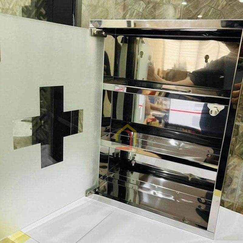 tu-thuoc-gia-dinh-wenko-cua-kinh8 Tủ thuốc gia đình Wenko cửa kính