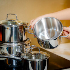 Bộ nồi Wmf Astoria 5 món (3 nồi, 1 quánh, 1 chảo)