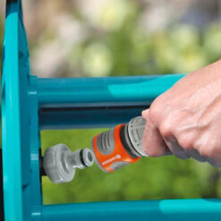 Bộ vòi tưới cây treo tường 20 mét Gardena