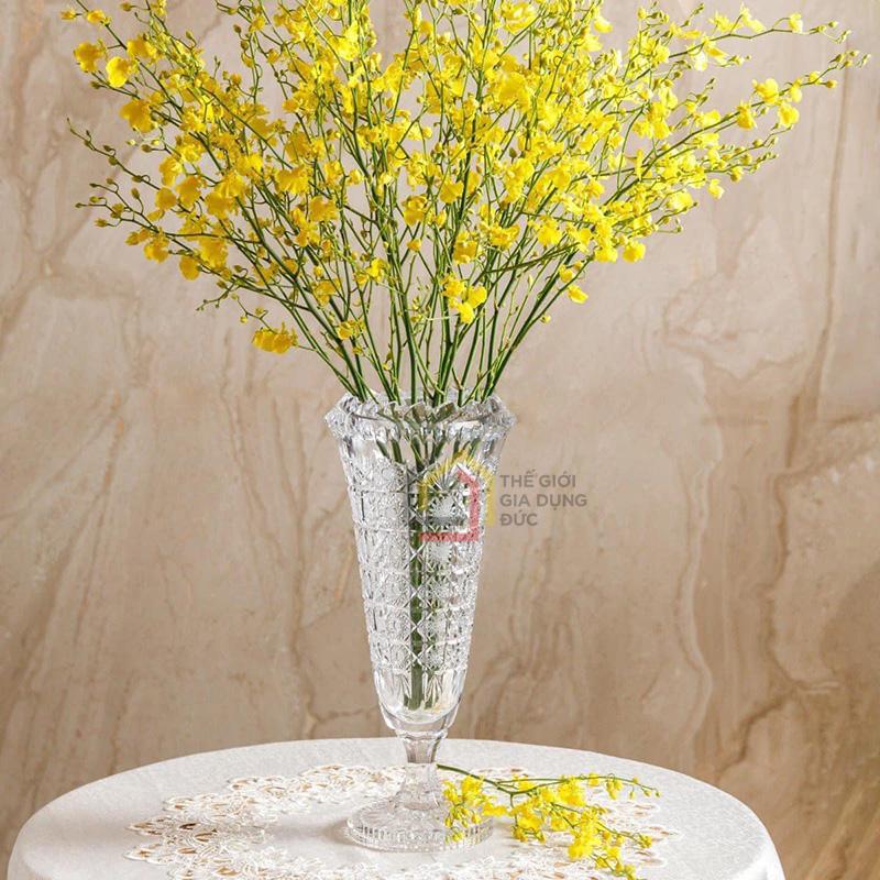 lo-hoa-cup-pha-le-mai-bohemia-cao-40cm3 Lọ hoa cúp pha lê mài Bohemia cao 40cm