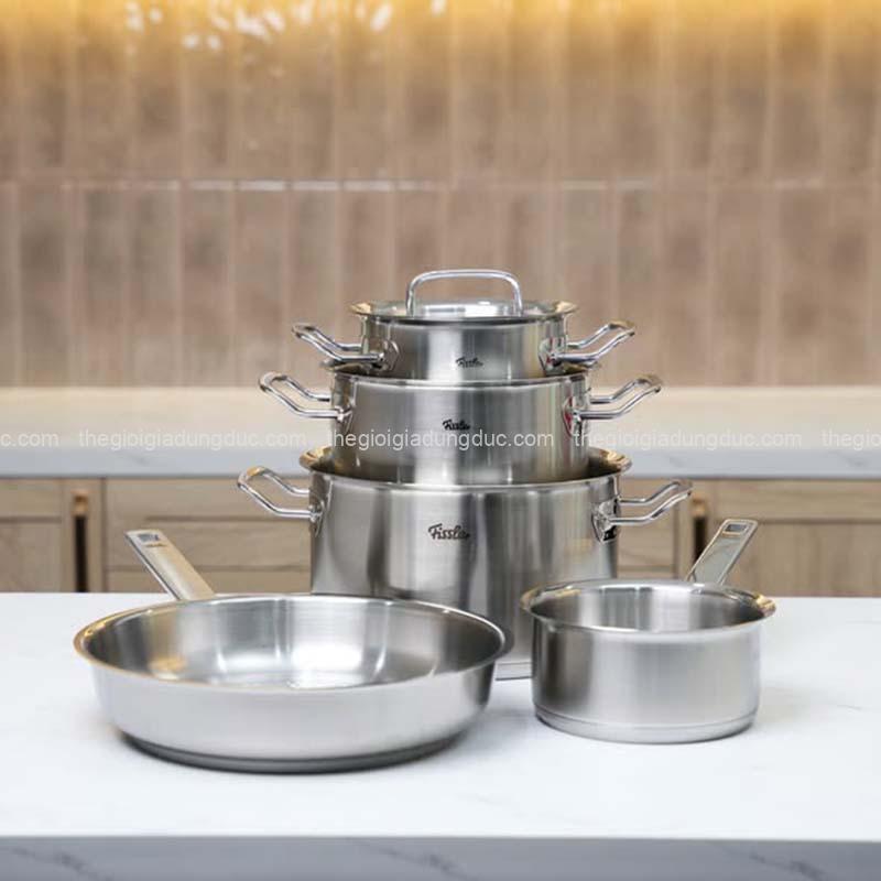 bo-noi-fissler-profi-set-5-vung-thep-3-noi-1-quanh-1-chao-24-28cm (9) Bộ nồi Fissler Profi set 5 vung thép (3 nồi, 1 quánh, 1 chảo 24/28cm)