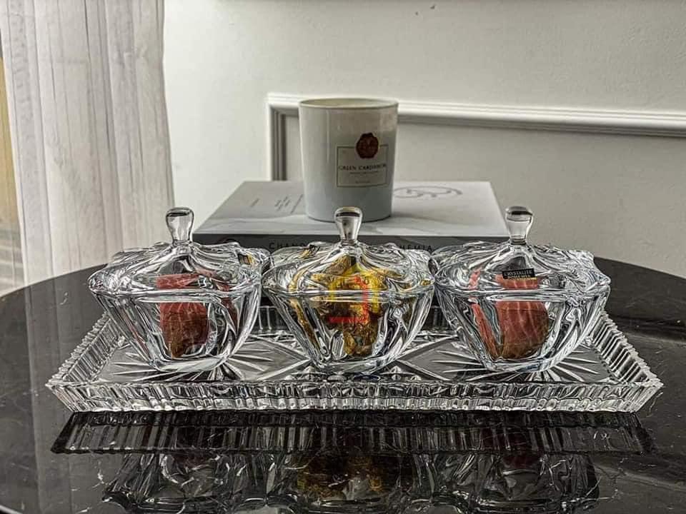 combo-khay-3-tho-mut-co-nap-bohemia6 Combo khay + 3 thố mứt có nắp Bohemia