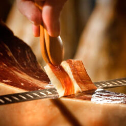 Đùi heo muối nguyên xương Paleta De Bellota 100% Iberica 5 -5,5kg