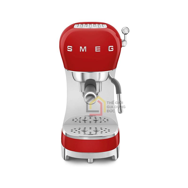 may-pha-cafe-smeg-ecf02-mau-moi13 Máy pha cafe Smeg ECF02 mẫu mới