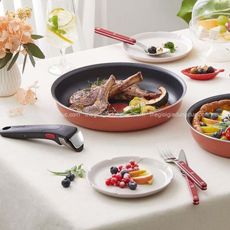 Set 2 chảo chống dính Tefal Ingenio Daily Chef L3989622 22cm và 26cm cán rời