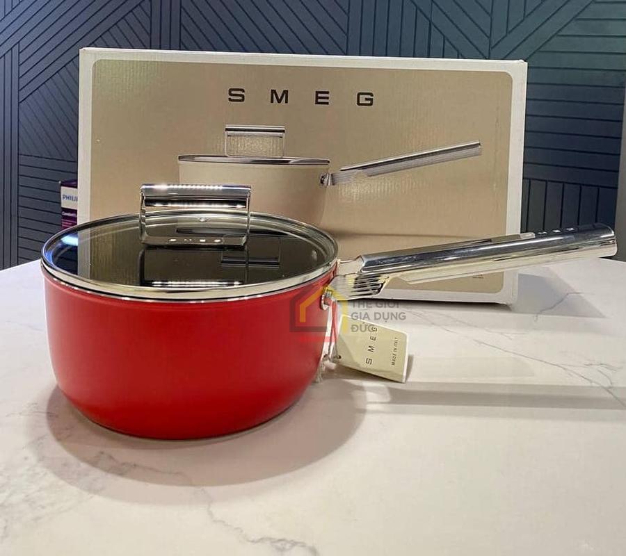 quanh-smeg-ckfs2011rdm-20cm-mau-do11 Quánh Smeg CKFS2011RDM 20cm màu đỏ