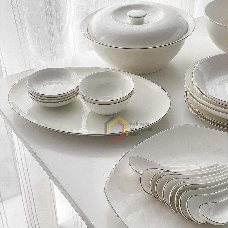 set-bat-su-imperial-50-mon-trang-tron-vien-mep-chi-bac (3) Set bát sứ Imperial 50 món viền mép chỉ bạc