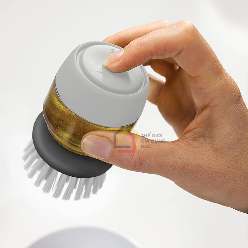 dung-cu-rua-xoong-noi-joseph-joseph-85005-5 Dụng cụ rửa xoong nồi Joseph Joseph 85005