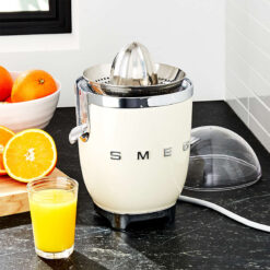 Máy vắt cam SMEG CJF11CREU màu kem