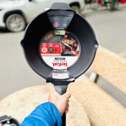 Chảo sâu lòng Tefal Robusto 28cm có miệng rót