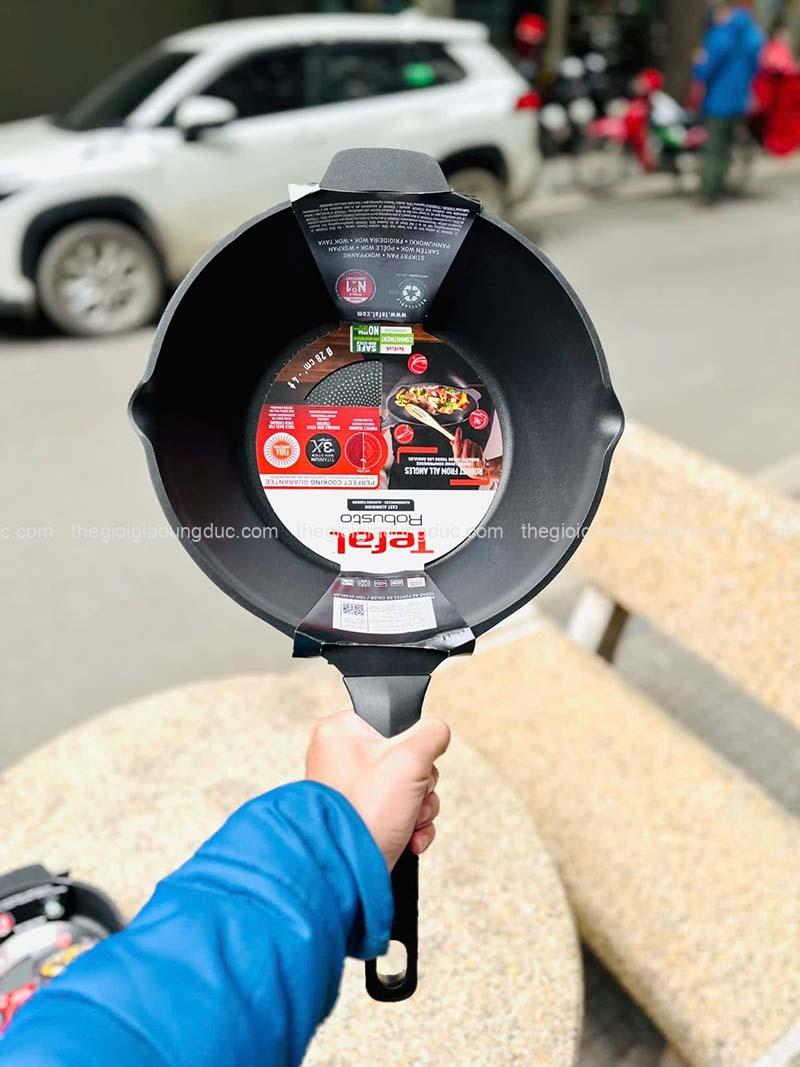 chao-sau-long-tefal-robusto-28cm-duc-nguyen-khoi (10) Chảo sâu lòng Tefal Robusto 28cm có miệng rót