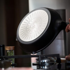 Chảo sâu lòng Tefal Robusto 28cm có miệng rót