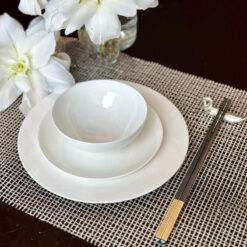 Đũa sợi thủy tinh chuôi bọc lô gô vàng, 1 hộp 10 đôi