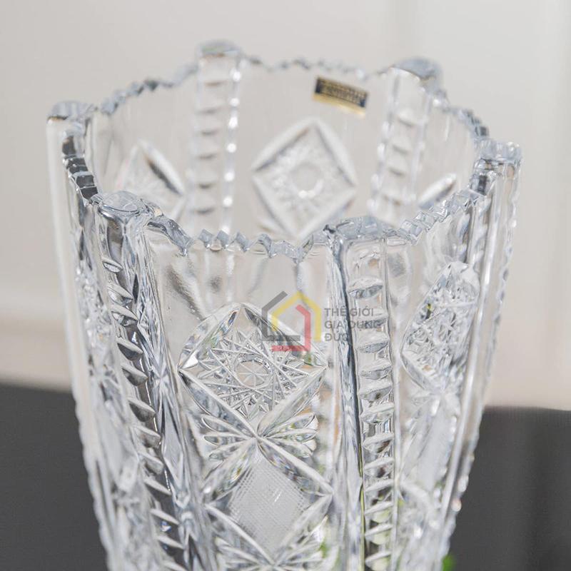 lo-hoa-pha-le-bohemia-infinity-30-5-cm4 Lọ hoa pha lê Bohemia Infinity 30.5 cm