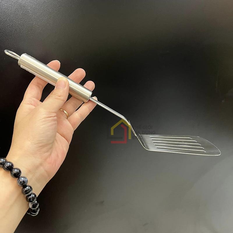 xeng-lat-thuc-an-wmf-profi-plus-32cm7 Xẻng lật thức ăn Wmf Profi Plus 32cm