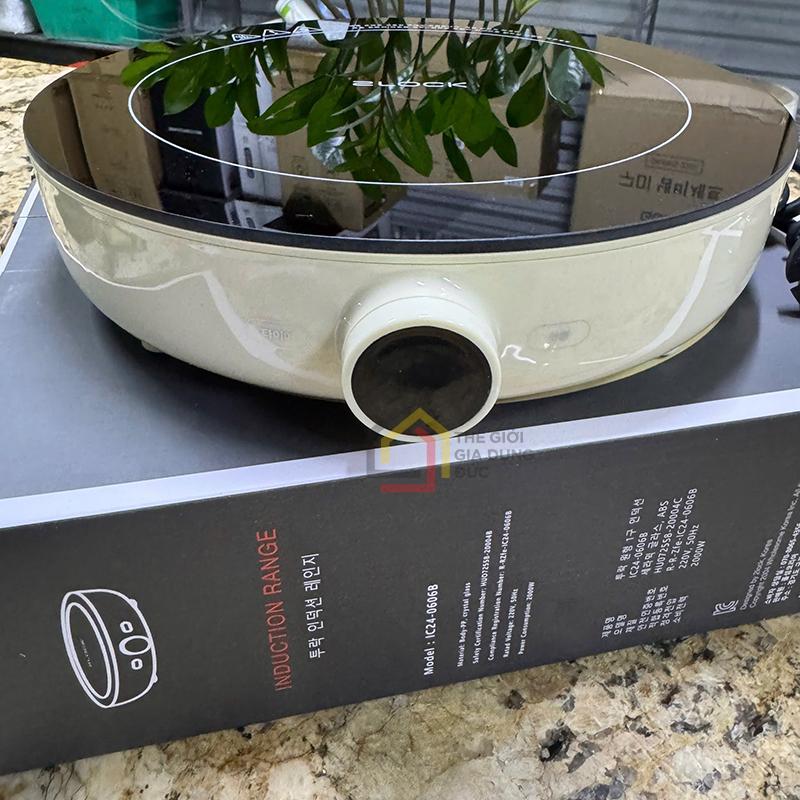 bo-noi-lau-fika-kem-bep-tu-2lock (4) Bộ nồi lẩu Fika + bếp từ 2Lock (nồi cao)