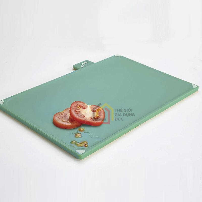 bo-thot-kem-dao-new-joseph-joseph-index-regular-chopping-board-silver-60131-3 Bộ thớt kèm dao New Joseph Joseph Index Regular Chopping Board Silver (60131)