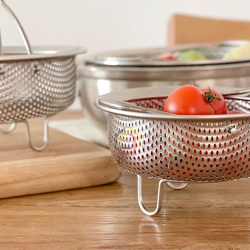 ro-hap-nuong-da-nang-wagensteiger-stainless-steel-punching-steamer-22cm5 Rổ hấp nướng đa năng Wagensteiger Stainless Steel Punching Steamer 22cm