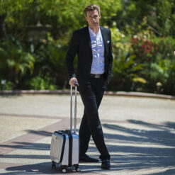 Vali Rockland Hardside Rolling Computer Case Carry-On 17-Inch