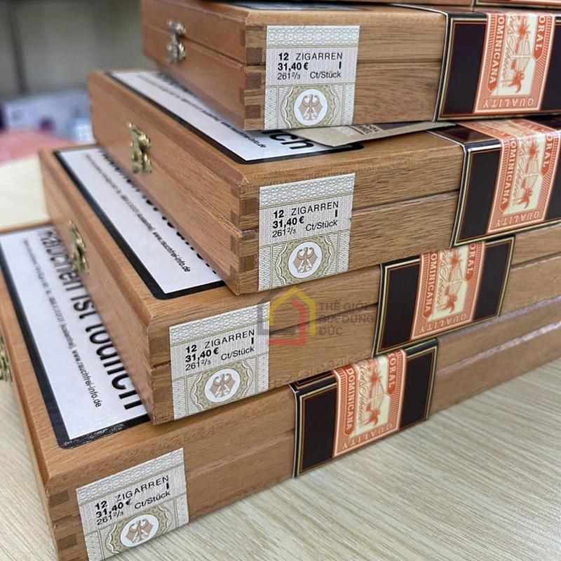 cigar-balmoral-dominican-selection-collection-sampler-hop-12-dieu4 Cigar Balmoral Dominican Selection Collection Sampler (hộp 12 điếu)