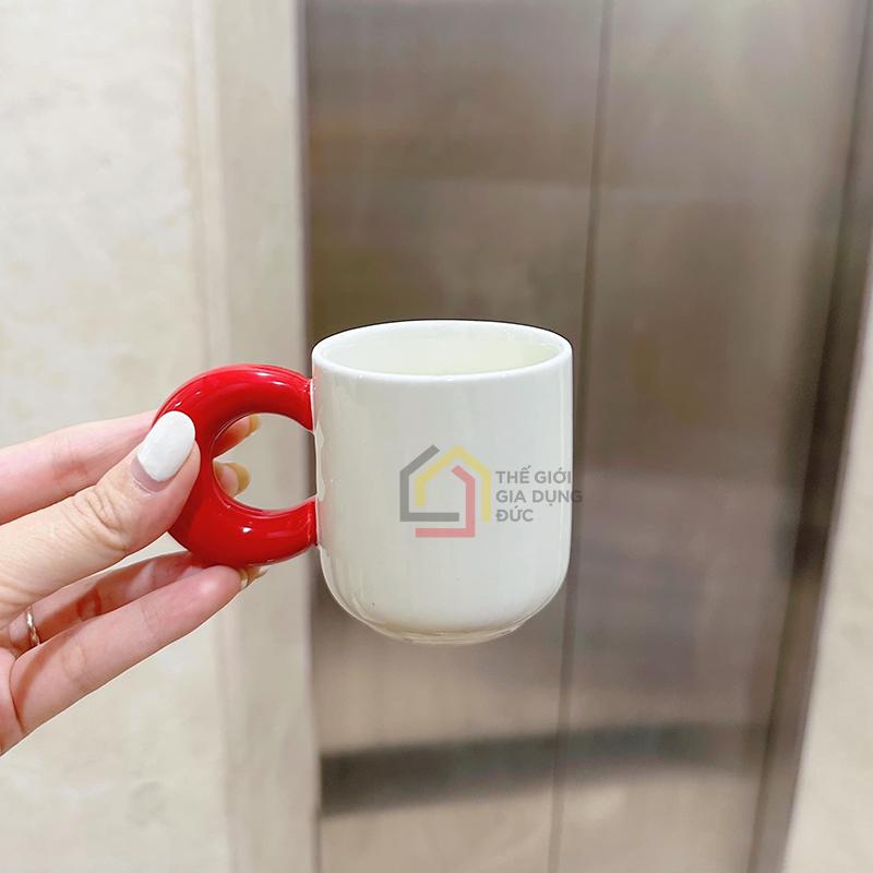 set-binh-nuoc-6-coc-kem-khay-dopamine-phong-cach-bac-au10 Set bình nước + 6 cốc kèm khay Dopamine Phong cách Bắc Âu