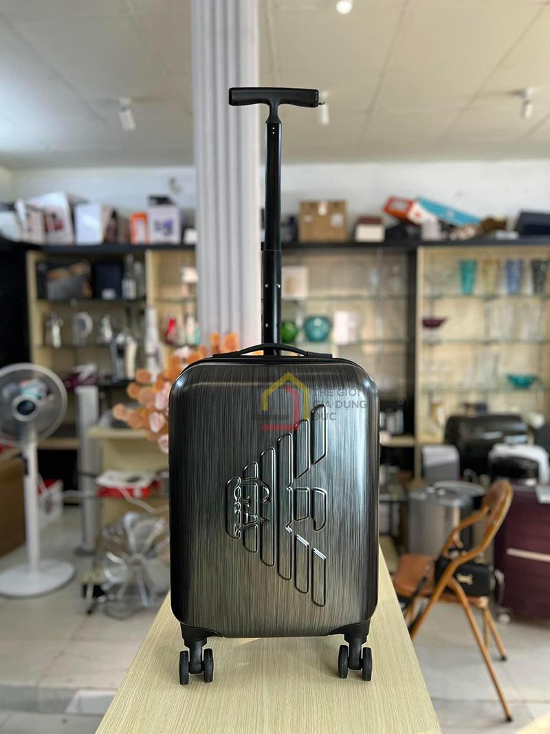 vali-e-mporio-a-rmani-size-20-inch1 Vali E-mporio A-rmani Size 20 inch