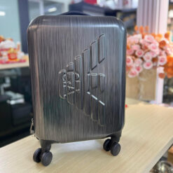 Vali E-mporio A-rmani Size 20 inch