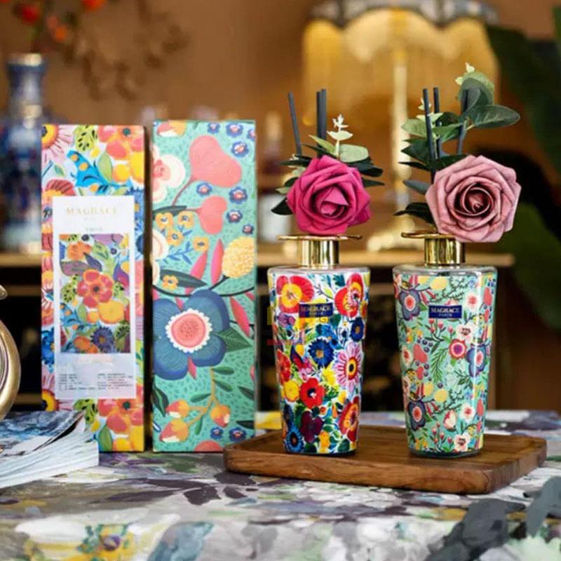 chai-tinh-dau-khuech-mui-huong-hoa-magrace-paris1 Chai tinh dầu khuếch mùi hương hoa Magrace Paris