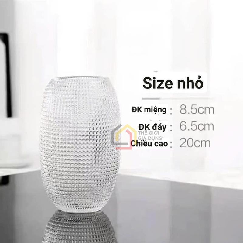 lo-hoa-olive-phong-cach-phap-hoa-tiet-cham-bi-cao-20cm10 Lọ hoa Olive phong cách Pháp hoạ tiết chấm bi cao 20cm