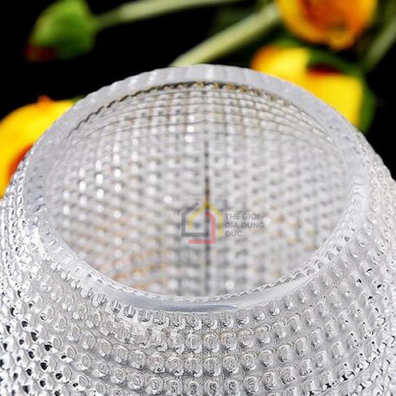 lo-hoa-olive-phong-cach-phap-hoa-tiet-cham-bi-cao-30cm4 Lọ hoa Olive phong cách Pháp hoạ tiết chấm bi cao 30cm