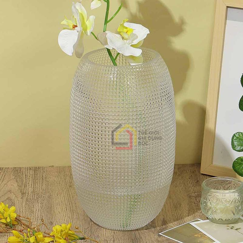 lo-hoa-olive-phong-cach-phap-hoa-tiet-cham-bi-cao-30cm9 Lọ hoa Olive phong cách Pháp hoạ tiết chấm bi cao 30cm