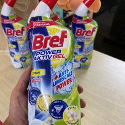 Nước tẩy bồn cầu Bref Power chai 700ml