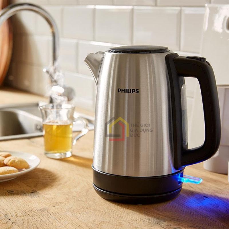 am-dun-nuoc-sieu-toc-philips-hd9350-90-2 Ấm đun nước siêu tốc Philips HD9350/90