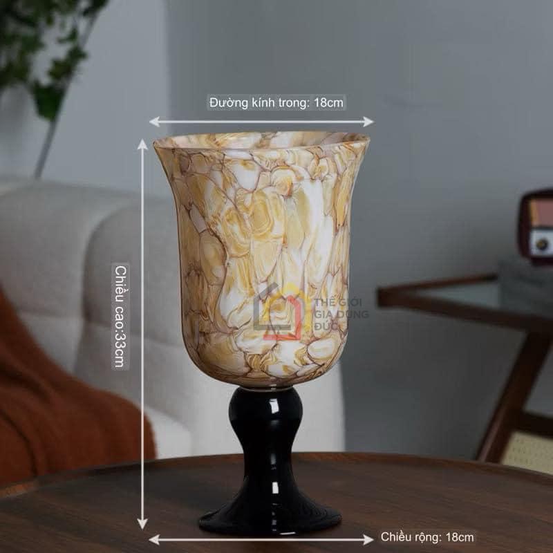 binh-hoa-van-da-co-chan-cao-cap (6) Bình hoa vân đá có chân cao cấp