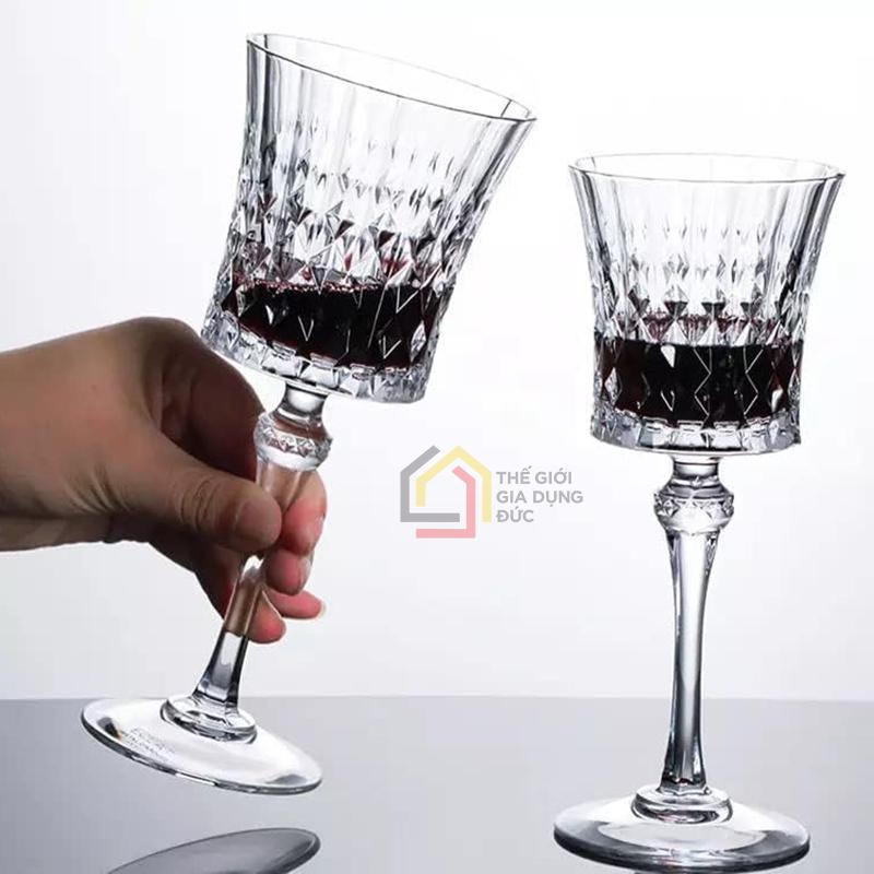 bo-6-ly-vang-diamond-lady-270ml-made-in-france3 Bộ 6 ly vang Diamond Lady 270ml made in France